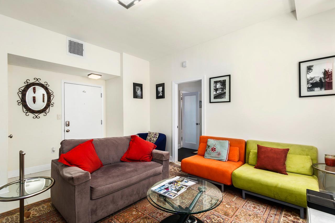 Two Bedroom Two Bath Apartment 2 Block To Beach Miami Beach Esterno foto