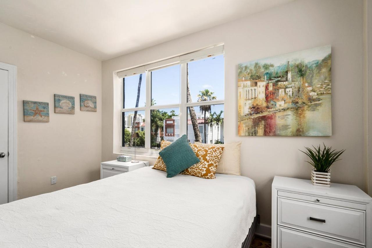 Two Bedroom Two Bath Apartment 2 Block To Beach Miami Beach Esterno foto
